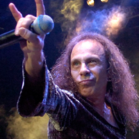 Ronnie James Dio  ✞