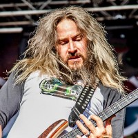 Troy Sanders